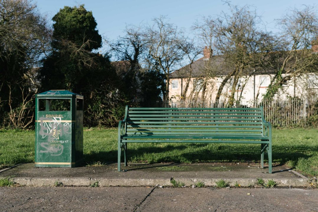 An image of a park bench